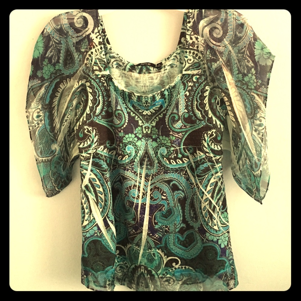 APT 9 tunic